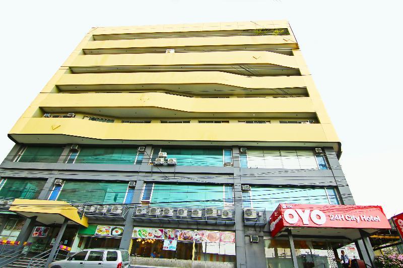 Oyo 24H City Hotel Near Makati Medical Center Makati City Kültér fotó