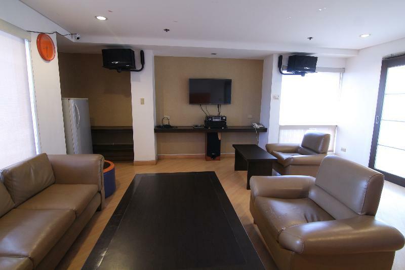 Oyo 24H City Hotel Near Makati Medical Center Makati City Kültér fotó